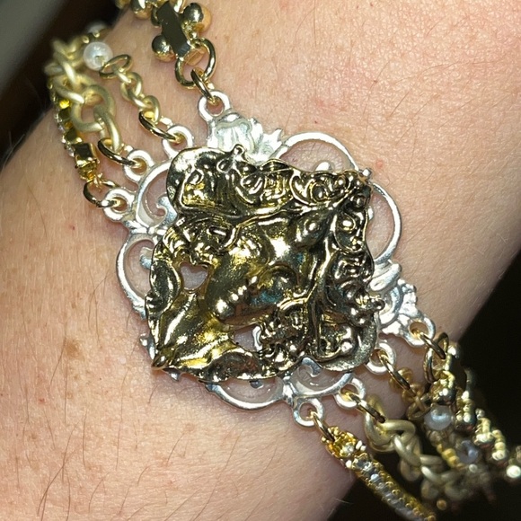 NEW! Elegant Vintage Inspired Gold & Silver Medusa Head Multi-Chain Bracelet - Picture 6 of 8